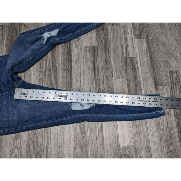 (3/$35) NOBO No Boundaries Size 3 Distressed High Rise Skinny Button Fly Jeans - Picture 8 of 10